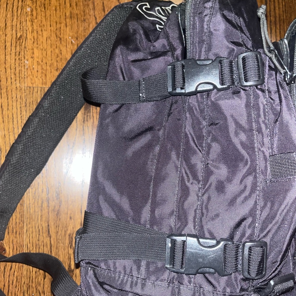 Supreme Backpack - Picture 4 of 5